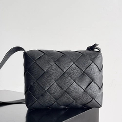 보테가 베네타 디아고 백  블랙